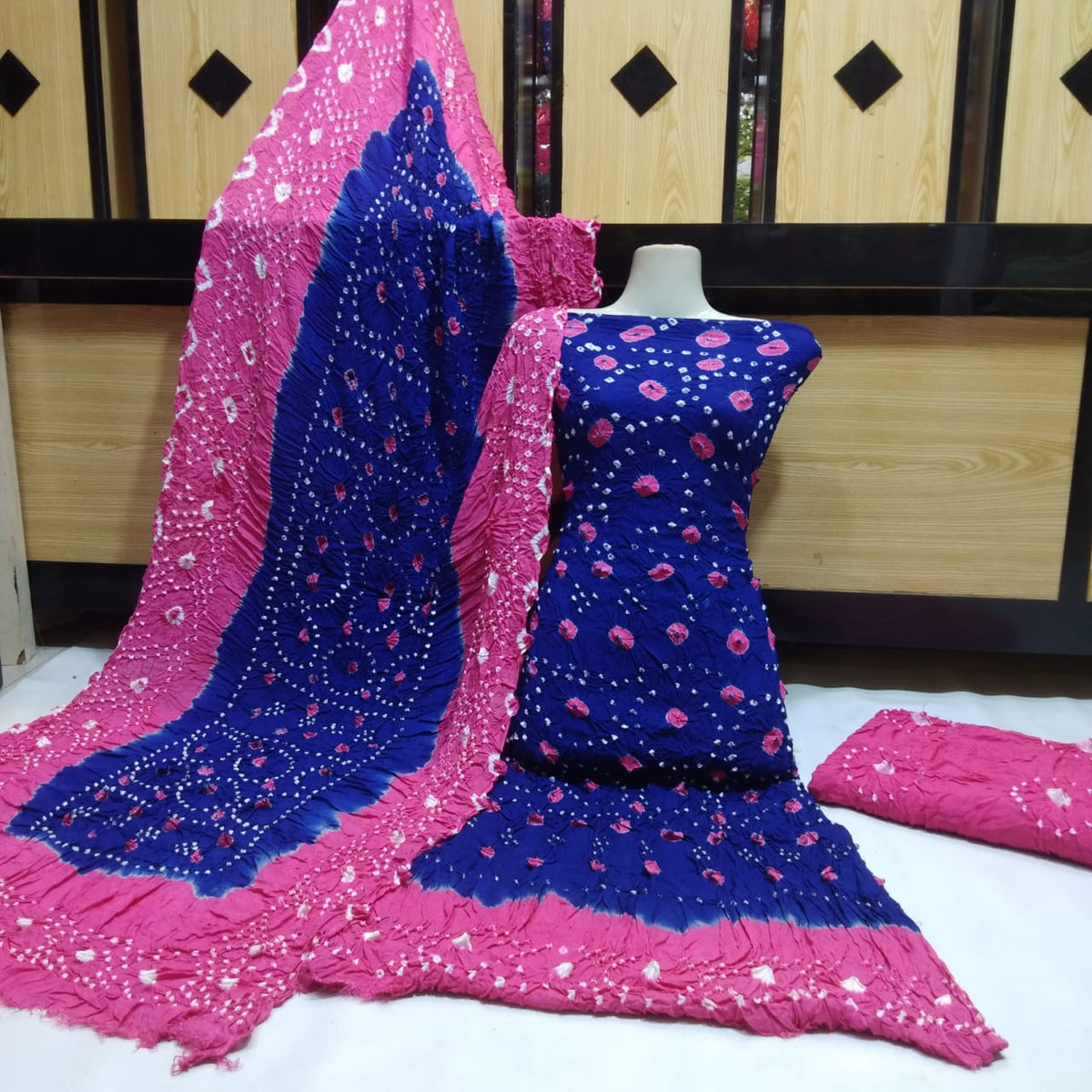 Linen Chunri Suit