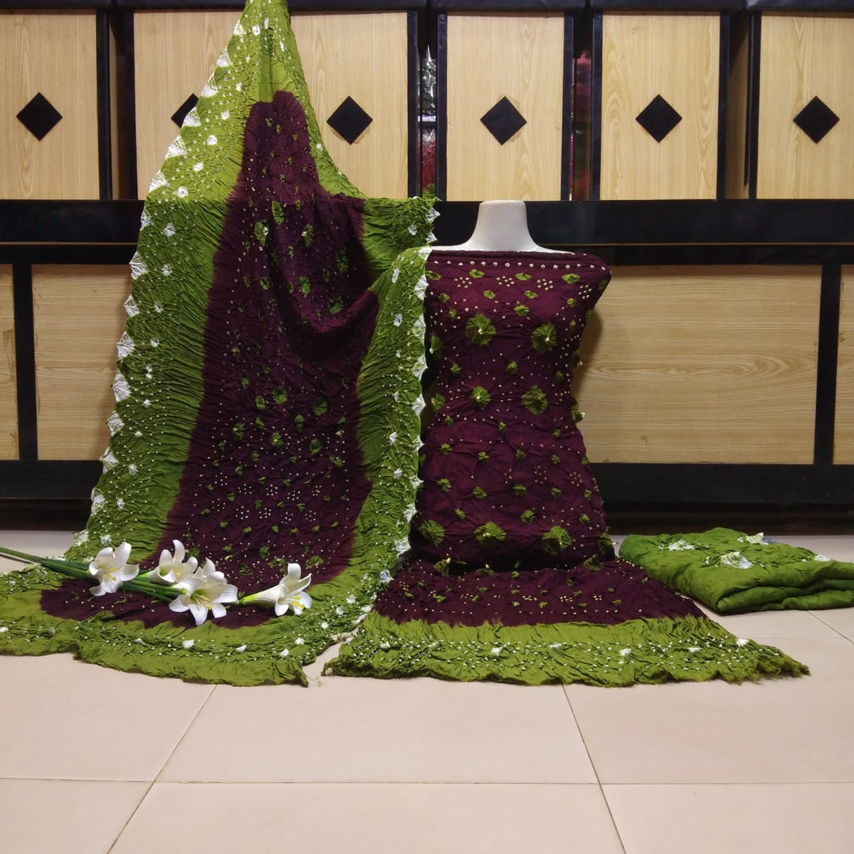 Linen Chunri Suit